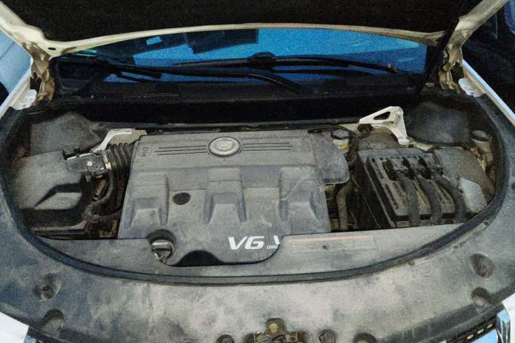Used Cadillac SRX 2015 3.0L Elite Model Engine Bay