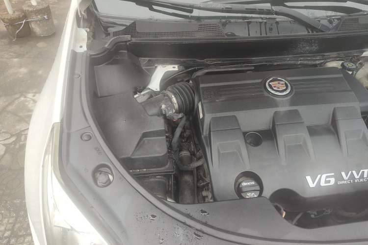 Used Cadillac SRX 2015 3.0L Elite Model Engine Bay Right