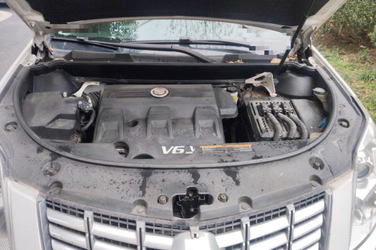 Used Cadillac SRX 2015 3.0L Elite Model Engine Bay