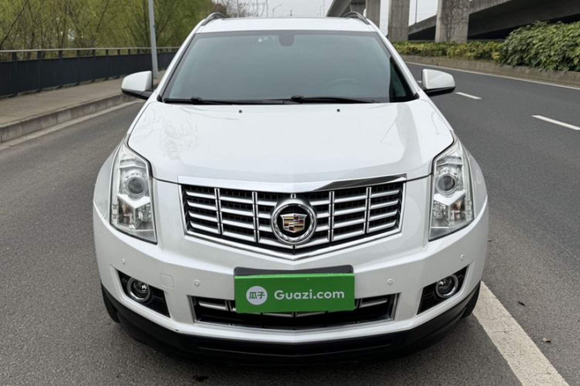 Used Cadillac SRX 2015 3.0L Comfort Version Exterior 2