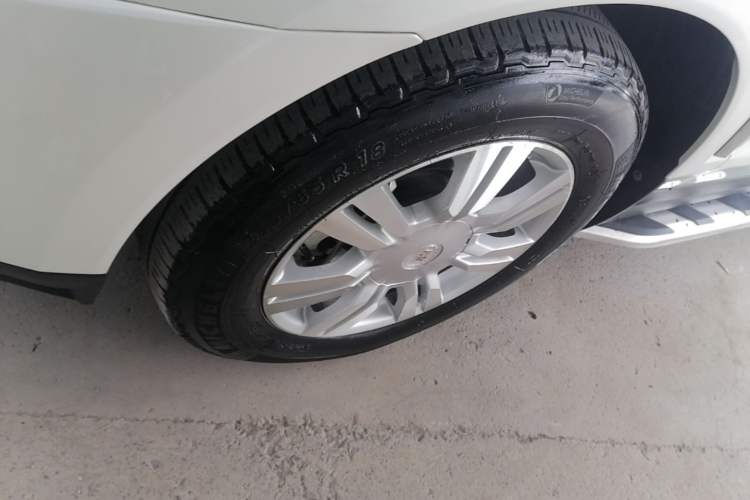 Used Cadillac SRX 2015 3.0L Comfort Version Exterior 4