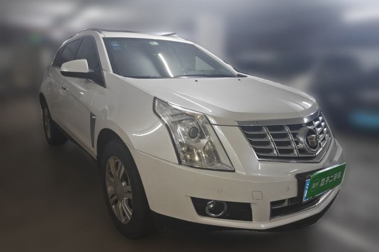 Used Cadillac SRX 2015 3.0L Elite Model Front Right 45 Deg