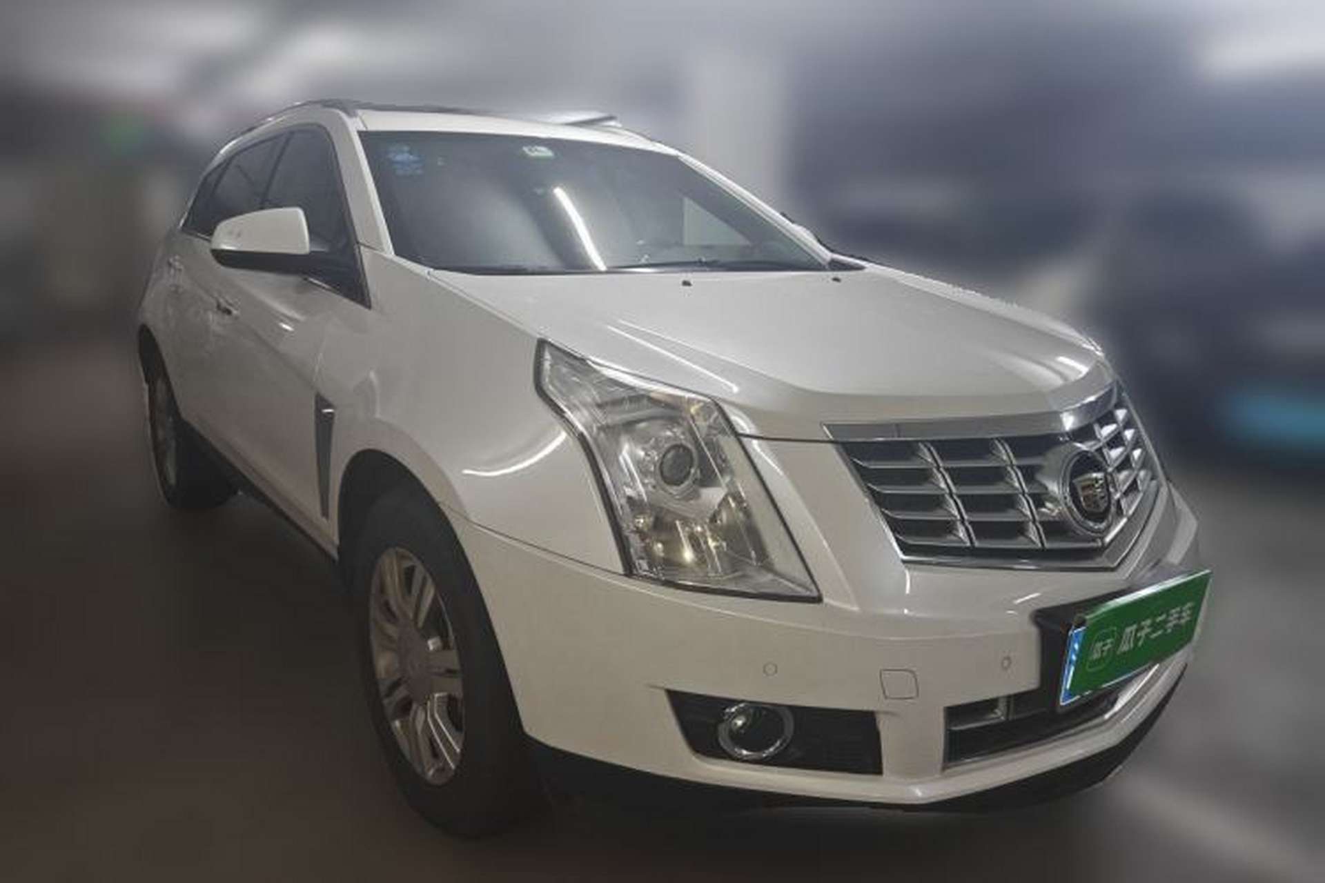 Used Cadillac SRX 2015 3.0L Elite Model Front Right 45 Deg