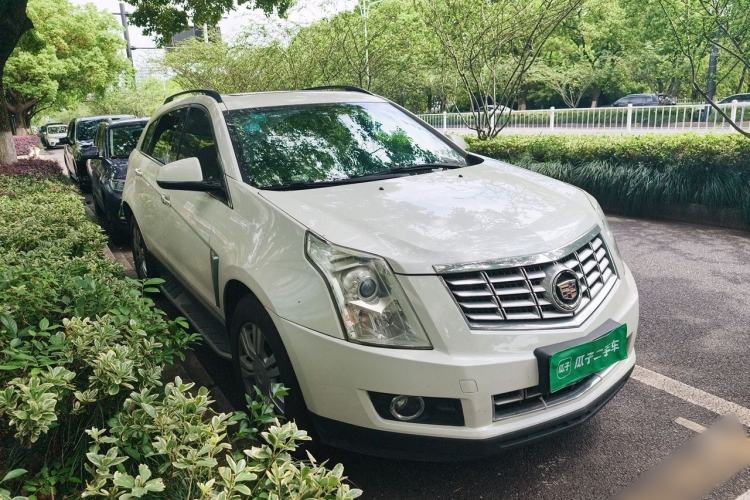 Used Cadillac SRX 2015 3.0L Comfort Version Front Right 45 Deg