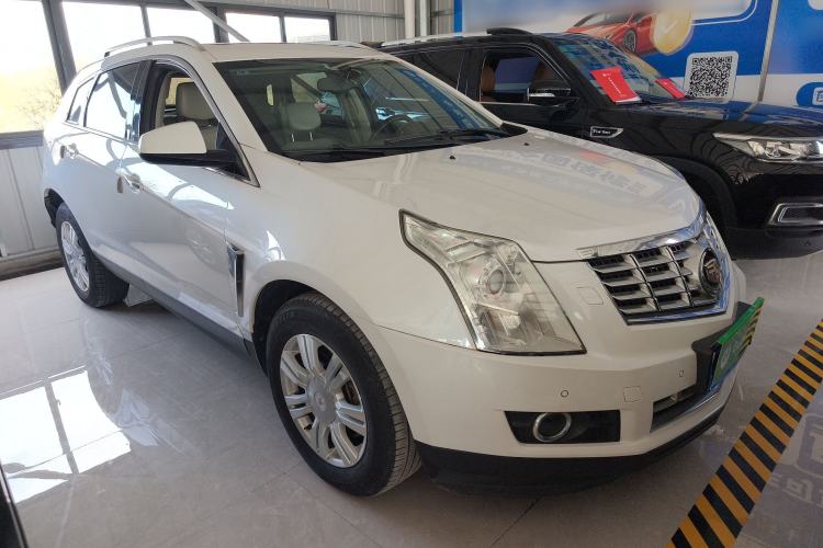 Used Cadillac SRX 2015 3.0L Elite Model Front Right 45 Deg
