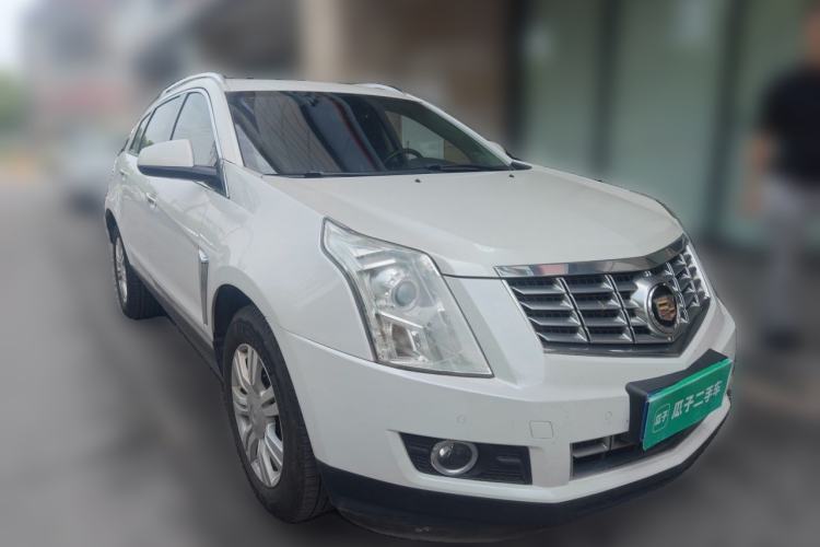 Used Cadillac SRX 2015 3.0L Elite Model Front Right 45 Deg