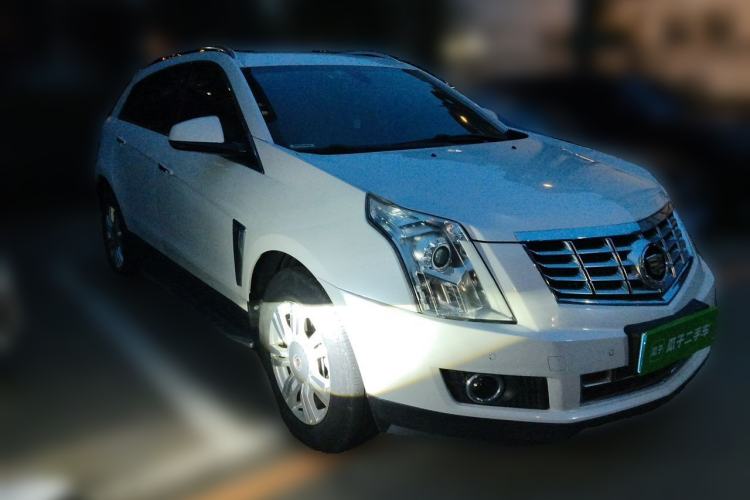 Used Cadillac SRX 2015 3.0L Elite Model Front Right 45 Deg