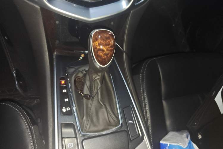 Used Cadillac SRX 2015 3.0L Elite Model Gear Lever