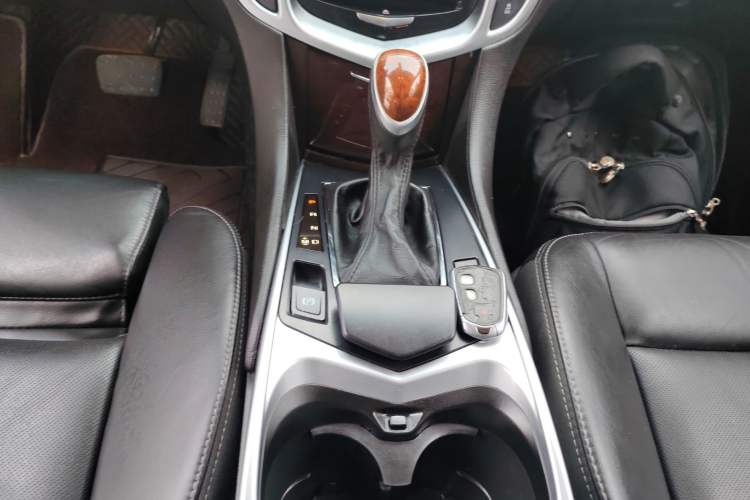 Used Cadillac SRX 2015 3.0L Elite Model Gear Lever