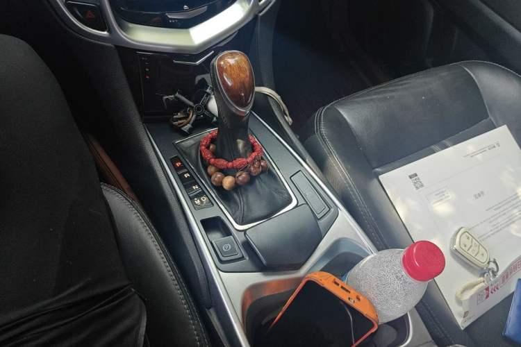 Used Cadillac SRX 2015 3.0L Elite Model Gear Lever