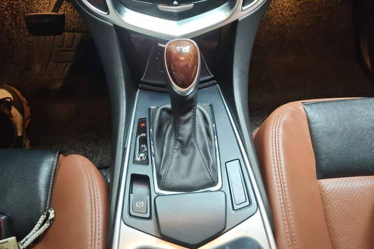 Used Cadillac SRX 2015 3.0L Elite Model Gear Lever