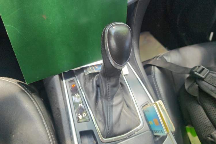 Used Cadillac SRX 2015 3.0L Comfort Version Gear Lever