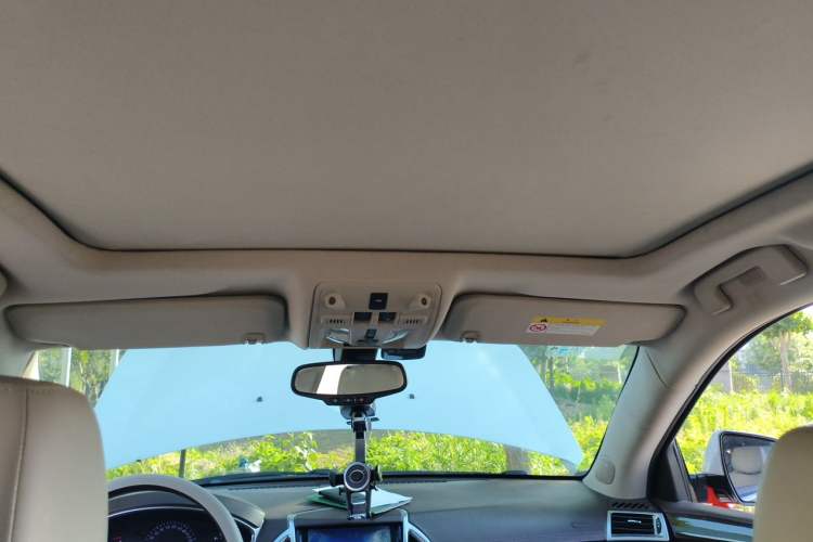 Used Cadillac SRX 2015 3.0L Elite Model Headliner