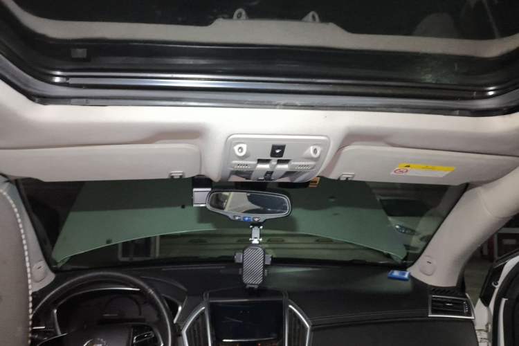 Used Cadillac SRX 2015 3.0L Comfort Version Headliner