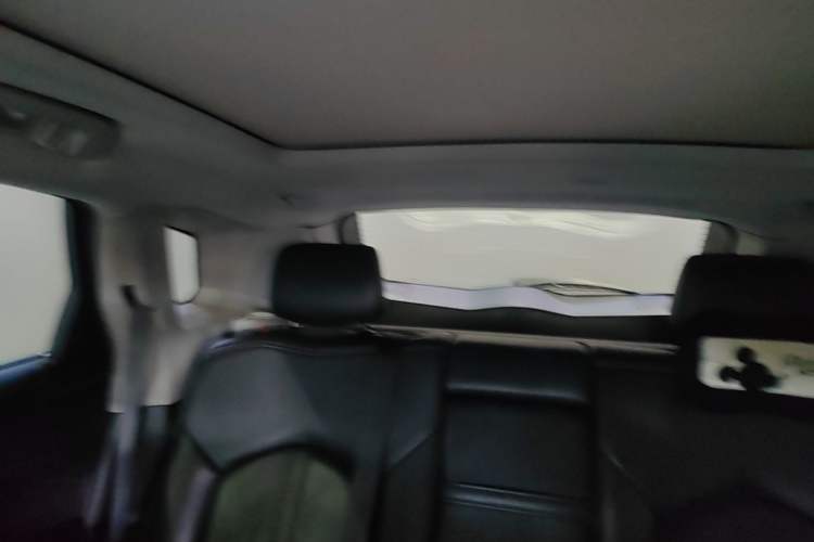 Used Cadillac SRX 2015 3.0L Elite Model Headliner