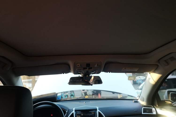 Used Cadillac SRX 2015 3.0L Comfort Version Headliner