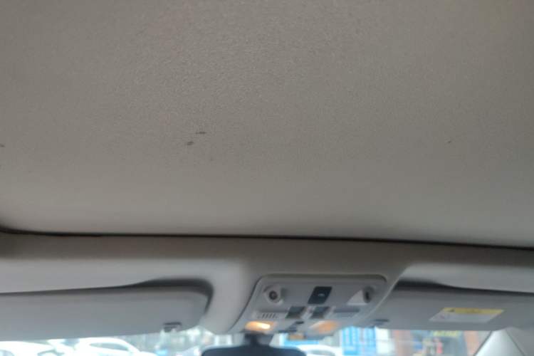 Used Cadillac SRX 2015 3.0L Comfort Version Headliner