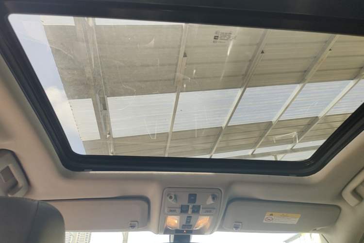 Used Cadillac SRX 2015 3.0L Comfort Version Headliner