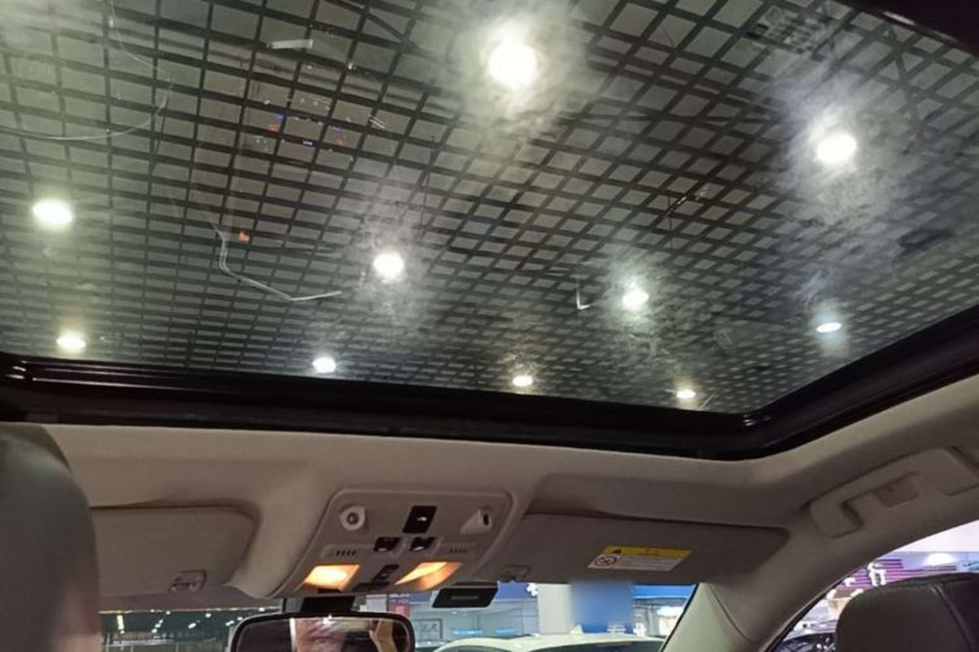 Used Cadillac SRX 2015 3.0L Elite Model Headliner