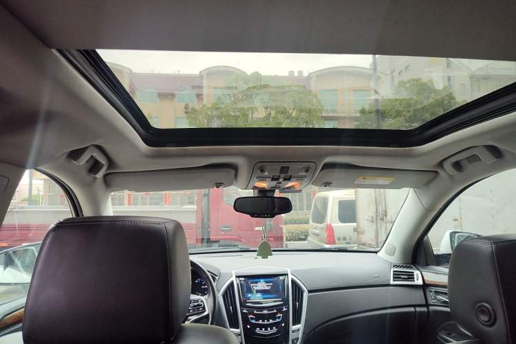 Used Cadillac SRX 2015 3.0L Elite Model Headliner