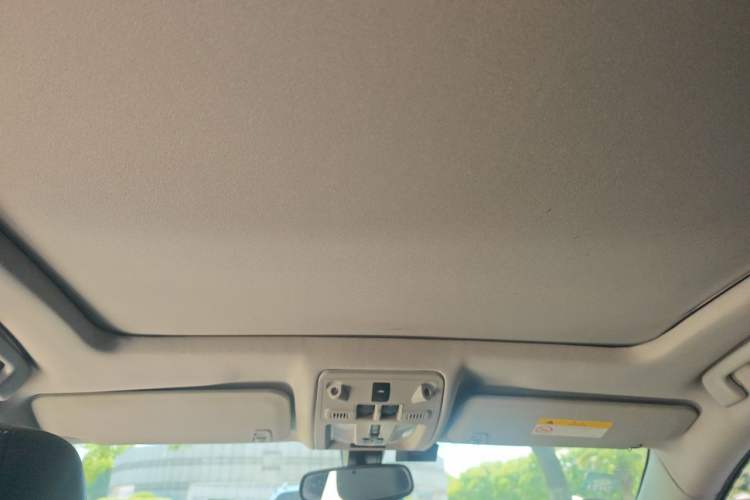 Used Cadillac SRX 2015 3.0L Comfort Version Headliner