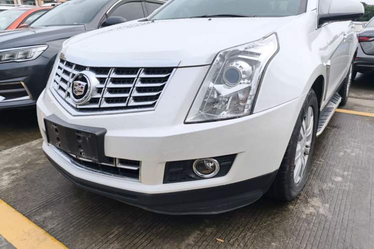 Used Cadillac SRX 2015 3.0L Comfort Version Left Front Headlight