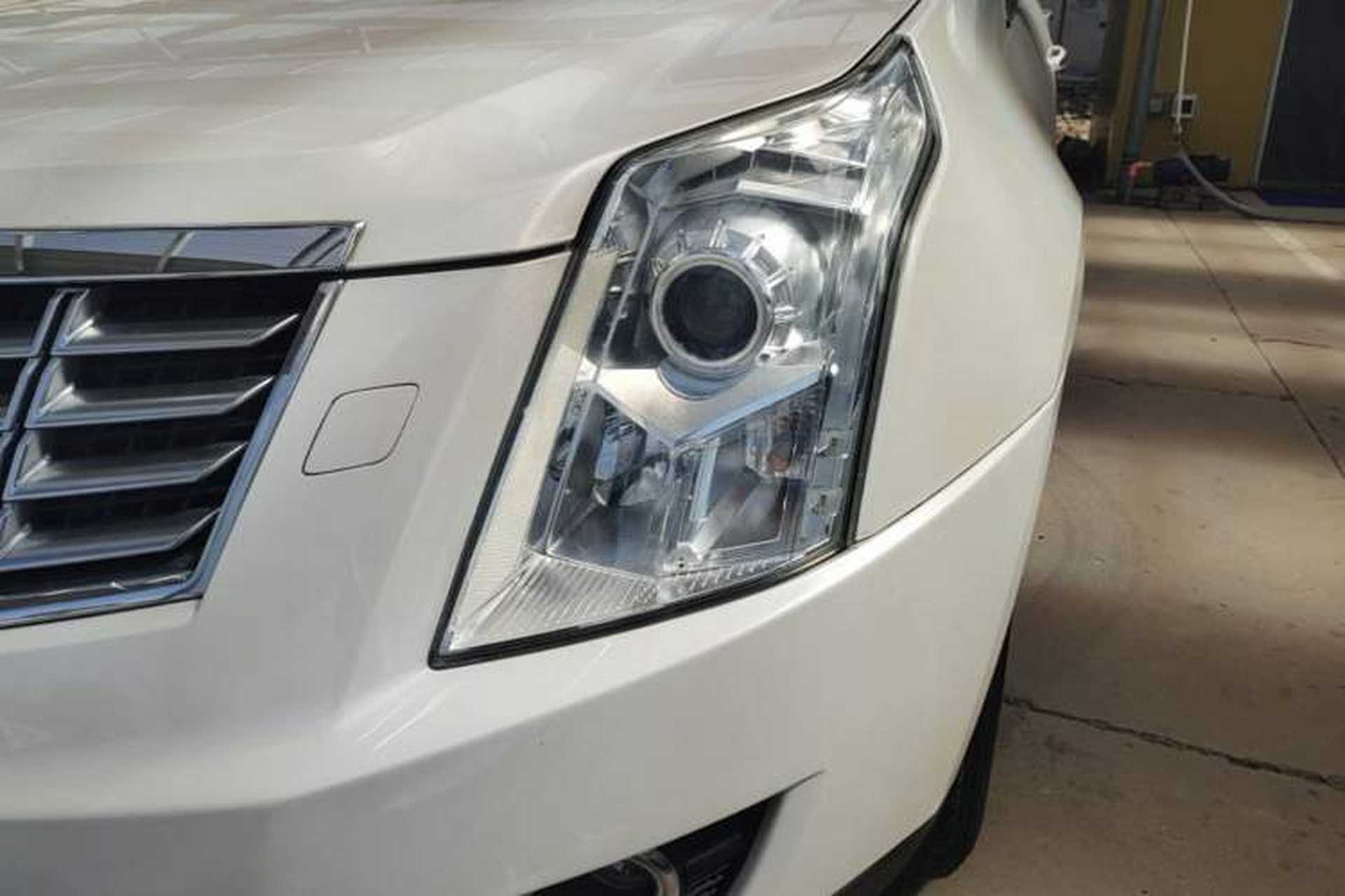 Used Cadillac SRX 2015 3.0L Comfort Version Left Front Headlight