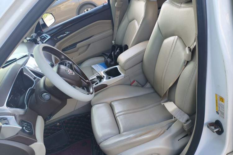 Used Cadillac SRX 2015 3.0L Elite Model Left Front Seat