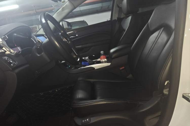 Used Cadillac SRX 2015 3.0L Elite Model Left Front Seat