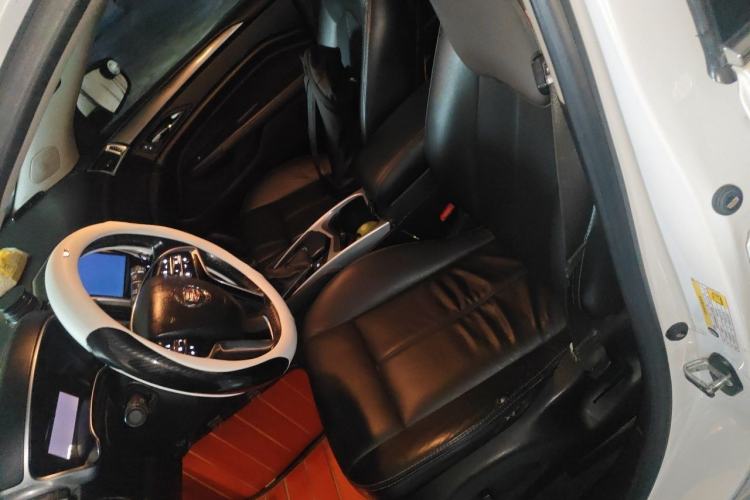 Used Cadillac SRX 2015 3.0L Comfort Version Left Front Seat