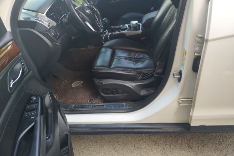 Used Cadillac SRX 2015 3.0L Elite Model Left Front Seat