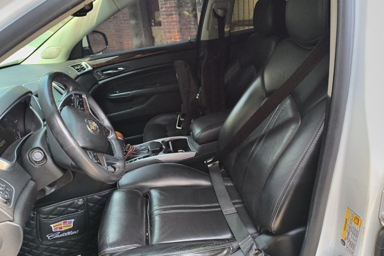 Used Cadillac SRX 2015 3.0L Elite Model Left Front Seat