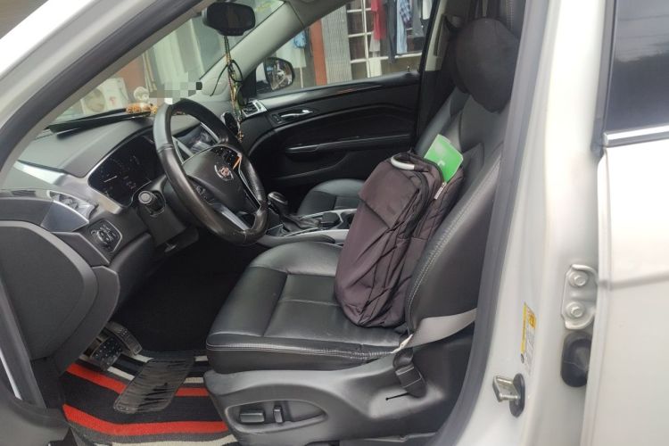 Used Cadillac SRX 2015 3.0L Comfort Version Left Front Seat