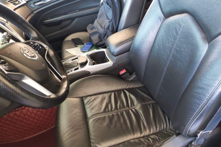 Used Cadillac SRX 2015 3.0L Comfort Version Left Front Seat