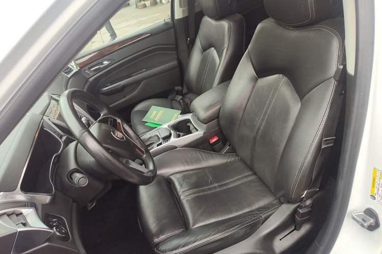 Used Cadillac SRX 2015 3.0L Elite Model Left Front Seat