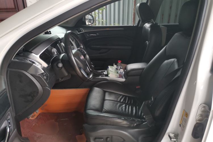 Used Cadillac SRX 2015 3.0L Comfort Version Left Front Seat