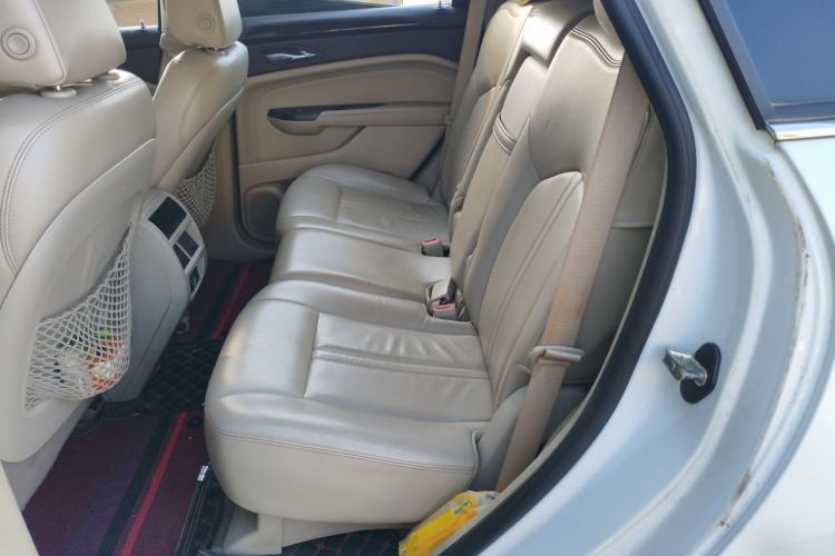 Used Cadillac SRX 2015 3.0L Elite Model Left Rear Seat