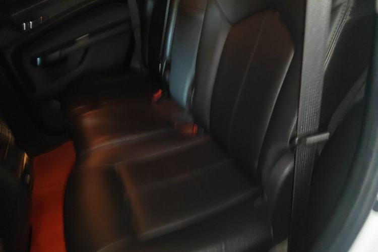 Used Cadillac SRX 2015 3.0L Comfort Version Left Rear Seat
