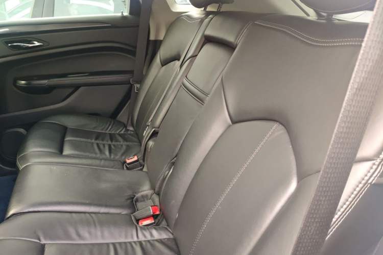 Used Cadillac SRX 2015 3.0L Comfort Version Left Rear Seat