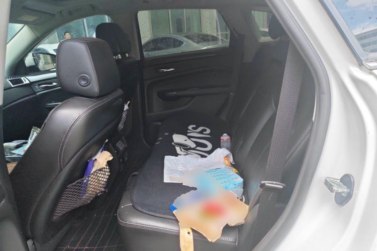 Used Cadillac SRX 2015 3.0L Comfort Version Left Rear Seat