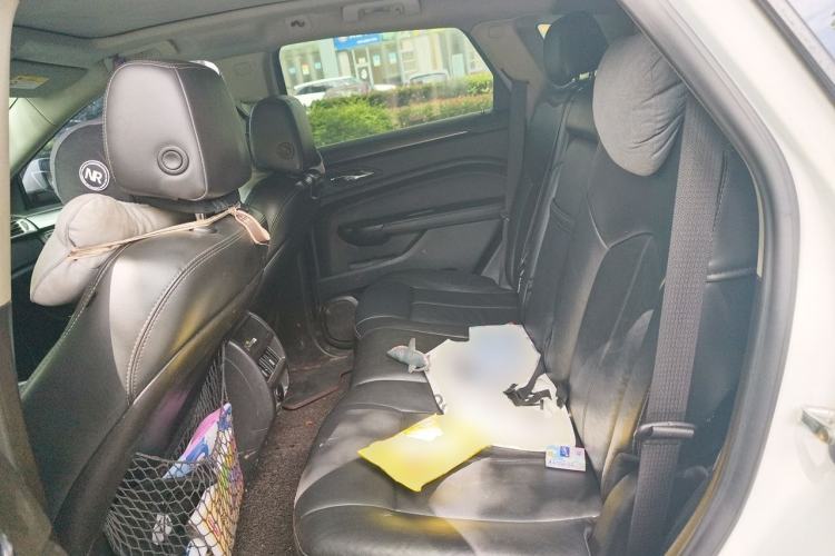 Used Cadillac SRX 2015 3.0L Comfort Version Left Rear Seat