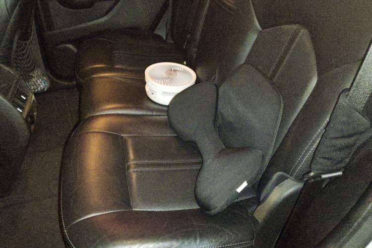 Used Cadillac SRX 2015 3.0L Elite Model Left Rear Seat