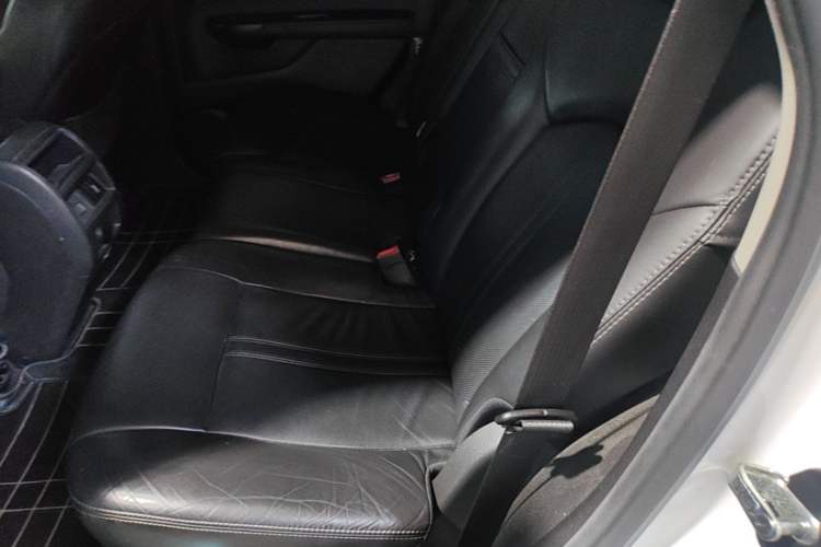 Used Cadillac SRX 2015 3.0L Elite Model Left Rear Seat