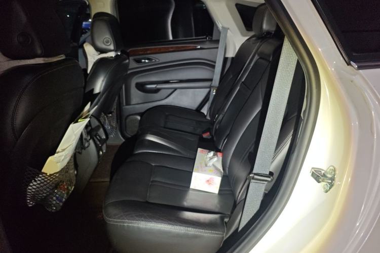 Used Cadillac SRX 2015 3.0L Luxury Model Left Rear Seat