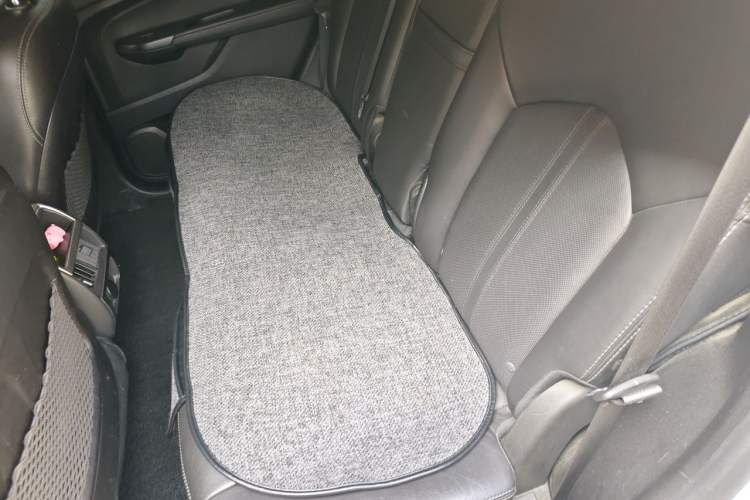 Used Cadillac SRX 2015 3.0L Elite Model Left Rear Seat