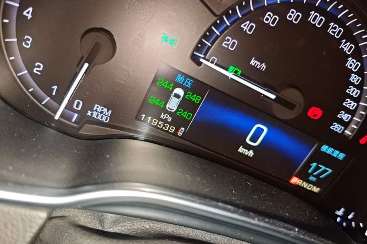Used Cadillac SRX 2015 3.6L Flagship Edition Odometer Close Up
