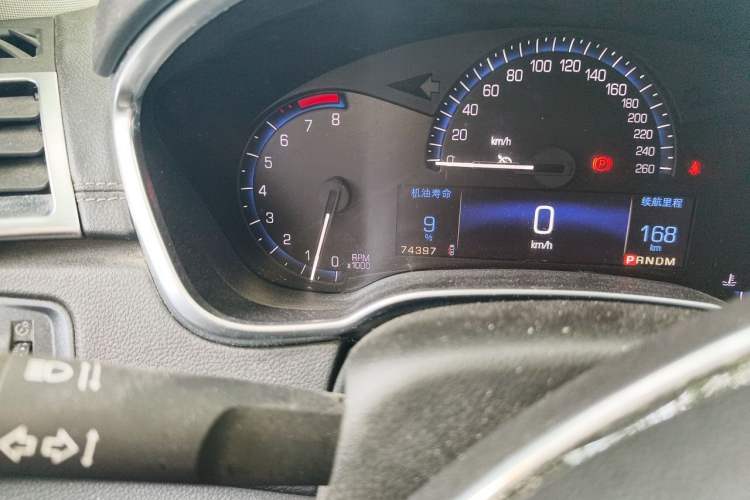Used Cadillac SRX 2015 3.0L Comfort Version Odometer Close Up