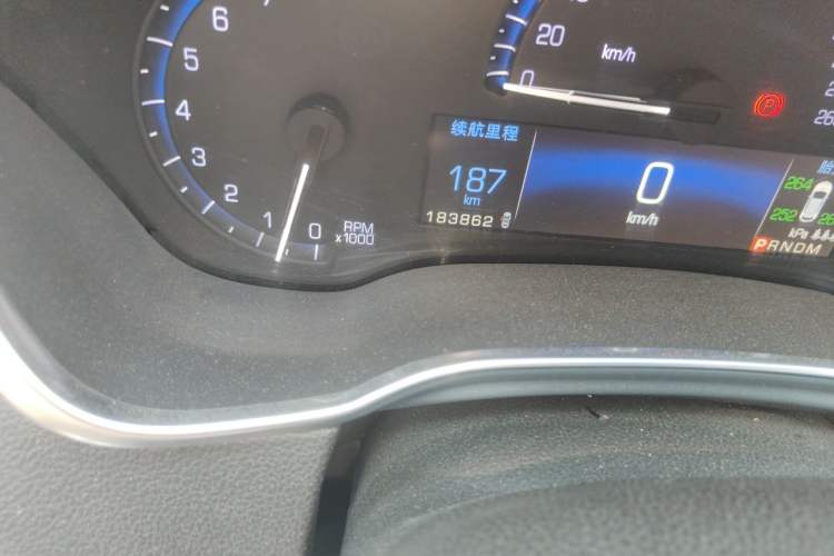 Used Cadillac SRX 2015 3.0L Elite Model Odometer Close Up