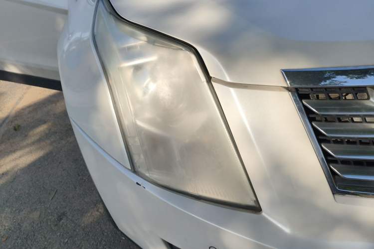 Used Cadillac SRX 2015 3.0L Elite Model Right Front Headlight