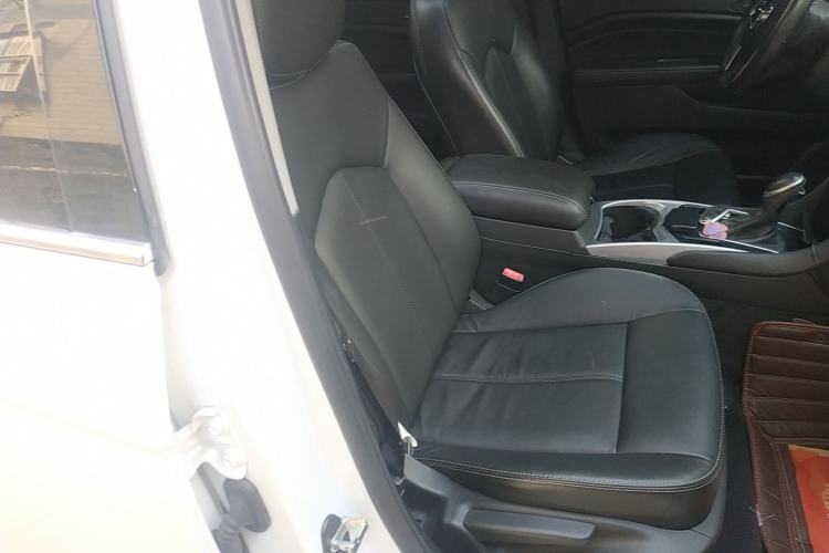 Used Cadillac SRX 2015 3.0L Comfort Version Right Front Seat
